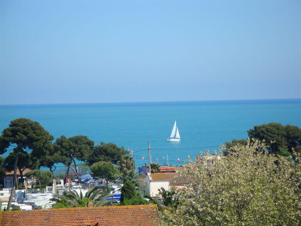 Inter-Hotel Sea Side Park Villeneuve-Loubet Exterior photo